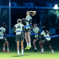 Superderbi contra la crisis