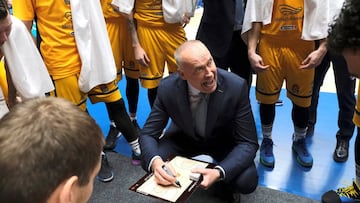 Kurtinaitis: "Si el CSKA fuera primero, le dar¨ªan el t¨ªtulo"