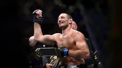 Sydney (Australia), 09/09/2023.- Sean Strickland of the US reacts after defeating Israel Adesanya of Nigeria during the Middleweight Title bout of UFC 293 at Qudos Bank Arena in Sydney, Australia, 10 September 2023. EFE/EPA/DAN HIMBRECHTS AUSTRALIA AND NEW ZEALAND OUT
