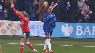 Primer gol en 2025 de Mayra Ramírez.