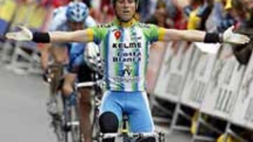 <b>VICTORIA. </B>El murciano Alejandro Valverde, del Comunitad Valenciana-Kelme, evidenció su gran momento de forma con la victoria en la primera etapa de la Vuelta al País Vasco.