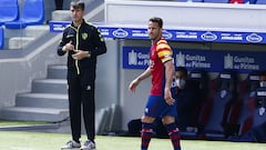 HUESCA, SPAIN - APRIL 25: Jos&eacute; Rojo Mart&iacute;n &#039;Pacheta&#039; of SD Huesca follows the game during the La Liga Santander match between SD Huesca and Getafe CF at Estadio El Alcoraz on April 25, 2021 in Huesca, Spain. Sporting stadiums aroun