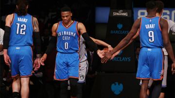 Los Thunder ganan y Westbrook ya acaricia la historia