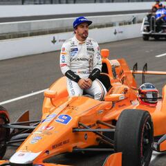 Alonso no descarta la Indy y en F1, abierto a “cualquier equipo”
