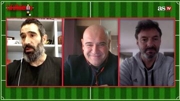 Fernando Sanz, Javier G. Matallanas y Santi Denia, conectados desde sus casas durante la videoconferencia de ayer para ‘La Futbolería’, de As.com.