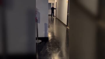 Nueva polémica en el fútbol chileno: acusan a la UC de regalarle camisetas a los árbitros