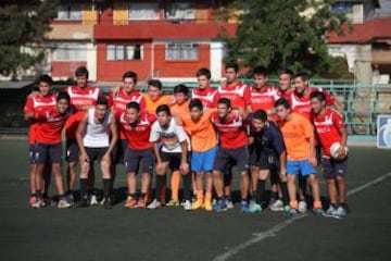 El plantel cruzado llegó hasta Recoleta para compartir con los niños de la comuna.