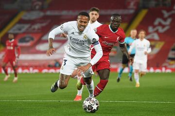 Militao y Mané.