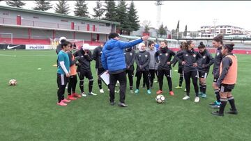 La Selecci&oacute;n femenina de Jordania en Majadahonda.