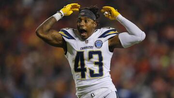 La familia del cornerback de los Chargers es de Michoacán y ahora vive a 30 minutos de la Ciudad de México.