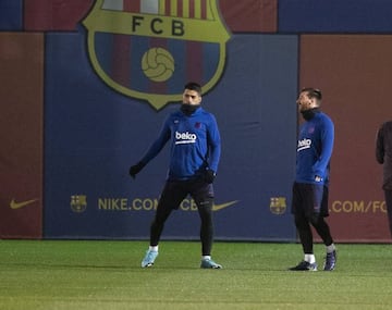 Luis Suárez and Leo Messi in training today