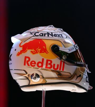 Casco de Max Verstappen.