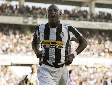 Estuvo en Italia desde el año 2008 hasta el 2011 cuando fichó por el Paris Saint-Germain.