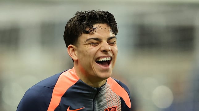 El vestuario se rinde a Espart, el nuevo Lahm de Flick: “¡Philipp!”