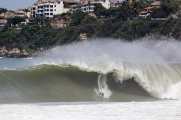 World Surf League Big Wave Tour (BWT) 2017/2018.