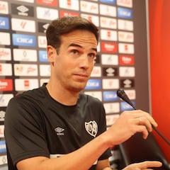 Iñigo Pérez: “Nuestra idea es salir sin complejos, valientes y a marcar”