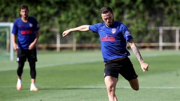 MAJADAHONDA, 01/06/2020.- El centrocampista del Atl&eacute;tico de Madrid Sa&uacute;l &Ntilde;&iacute;guez durante el entrenamiento colectivo realizado este lunes 1 de junio en la Ciudad Deportiva Wanda Atl&eacute;tico de Majadahonda. EFE/Atl&eacute;tico 