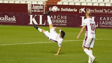 El Lugo se sobrepone al Albacete y al arbitraje
