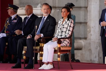 El rey Felipe VI y la reina Letizia presiden la ceremonia del Bicentenario de la Policía Nacional, el 8 de mayo de 2024, en Madrid, España. 