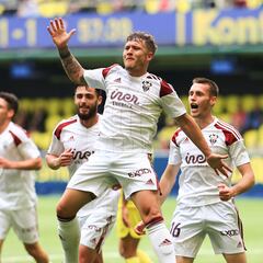 El Albacete remonta para seguir entre los mejores