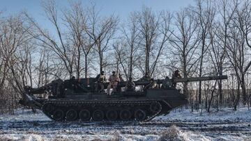 DONETSK, UKRAINE -JANUARY 07: Ukrainian soldiers work with "pion" artillery in the northern direction of the Donbass frontline as Russia-Ukraine war continues in Donetsk, Ukraine on January 7, 2023. (Photo by Diego Herrera Carcedo/Anadolu Agency via Getty Images)