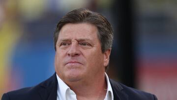 Miguel Herrera, candidato para dirigir al Betis de acuerdo a prensa espa&ntilde;ola