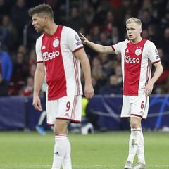 El Ajax blinda a Van de Beek por su futuro y el Real Madrid