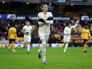 Chelsea's English midfielder #10 Cole Palmer celebrates scoring the team's first goal from the penalty spot during the English Premier League football match between Wolverhampton Wanderers and Chelsea at the Molineux stadium in Wolverhampton, central England on February 7, 2026. (Photo by Darren Staples / AFP) / RESTRICTED TO EDITORIAL USE. No use with unauthorized audio, video, data, fixture lists, club/league logos or 'live' services. Online in-match use limited to 120 images. An additional 40 images may be used in extra time. No video emulation. Social media in-match use limited to 120 images. An additional 40 images may be used in extra time. No use in betting publications, games or single club/league/player publications. /