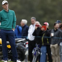 Justin Rose se aúpa al liderato y Jon Rahm cae un puesto