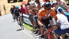 BMC Racing rider Richie Porte of Australia pulls ahead of the competition during stage five of the Tour Down Under cycling race from McLaren to Willunga in Adelaide on January 21, 2017. / AFP PHOTO / David Mariuz / --IMAGE RESTRICTED TO EDITORIAL USE - STRICTLY NO COMMERCIAL USE--