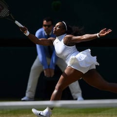 Wimbledon: Serena Williams into last four for 10th time