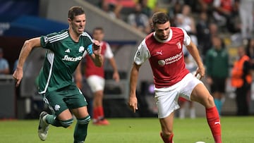 Abel Ruiz, ante el Panathinaikos.