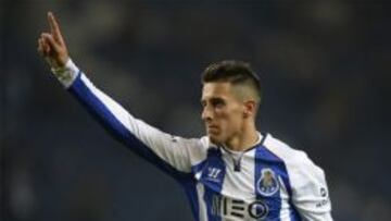 Tello, nombrado mejor jugador de marzo en Portugal