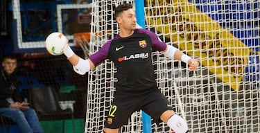 ?Qui¨¦n es el mejor portero de la Champions de f¨²tbol sala?