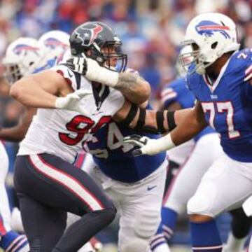 Los Bills usaron todas sus armas para detener a J.J. Watt.