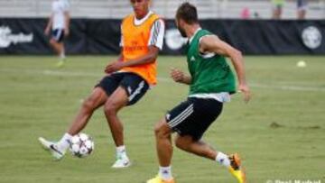Varane, en el entrenamiento.