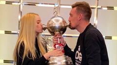 La esposa de Armani desechó los rumores sobre su partida