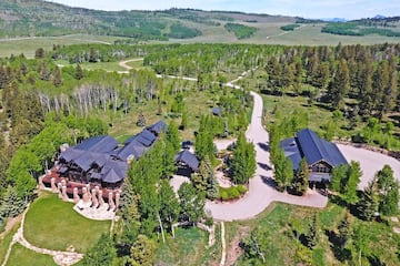 36 millones de dólares es el precio de El Island Ranch de Kremmling, Colorado (Estados Unidos). No le falta terreno, no le faltan lujos y tampoco impuestos: cuesta 50.000 euros al año solamente en tasas. 