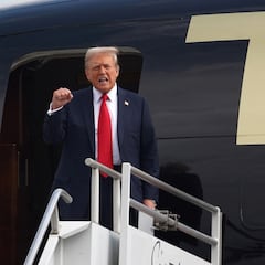What kind of plane does Trump have, how much does it cost, who is flying it, and what is the number on the tail?