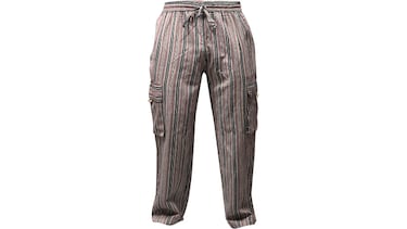 Este pantalón de algodón y con diseño de rayas es cómodo, ligero y fresco para las tardes de playa