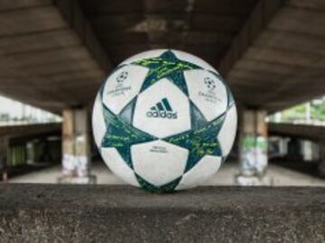 The new Champions League match ball will carry personalised messages from some of the world's highest-profile footballers. Click right to see what the messages from Bale, James Rodríguez, Kroos and Ozil say....
