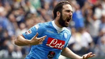 Locura: ¿Ha rechazado Higuaín una oferta de 49M€ al año?