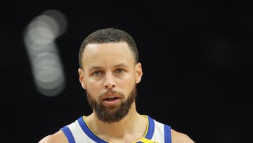 PHOENIX, ARIZONA - APRIL 08: Stephen Curry #30 of the Golden State Warriors reacts during the first half of the NBA game against the Phoenix Suns at PHX Arena on April 08, 2025 in Phoenix, Arizona. NOTE TO USER: User expressly acknowledges and agrees that, by downloading and or using this photograph, User is consenting to the terms and conditions of the Getty Images License Agreement. Christian Petersen/Getty Images/AFP (Photo by Christian Petersen / GETTY IMAGES NORTH AMERICA / Getty Images via AFP)