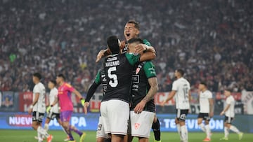 Futbol, Colo Colo vs Deportes Copiapo.
Fecha 15, campeonato Nacional 2024.
El jugador de Deportes Copiapo Felipe Reynero, celebra su gol contra Colo Colo durante el partido de primera division realizado en el estadio Monumental.
Santiago, Chile.
02/06/2024
Dragomir Yankovic /Photosport
Football, Colo Colo vs Deportes Copiapo.
15th turn, 2024 National Championship.
Deportes CopiapoÕs player Felipe Reynero, celebrates after scoring against Colo Colo during the first division match at Monumental stadium.
Santiago, Chile.
02/06/2024
Dragomir Yankovic /Photosport