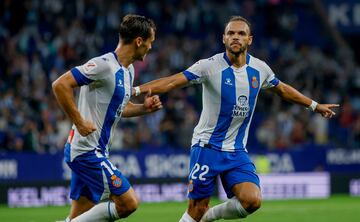 Braithwaite celebra uno de sus goles con el Espanyol ante el Eibar.