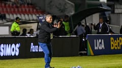 Inestabilidad en el FPC: Noveno DT que sale del cargo