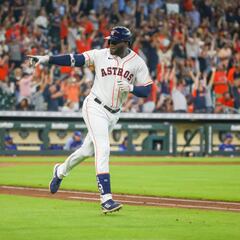 Cubano Yordan Álvarez, a la lista de lesionados de los Astros con lesión en la mano