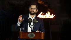 El Presidente de la República, Gabriel Boric, recibe por primera vez en Chile el Fuego Panamericano.