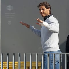 Nadal, en el memorial de Cruyff con una mano vendada