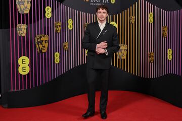 Paul Mescal durante la alfombra roja de los Premios BAFTA 2024 celebrados en el Royal Festival Hall del Southbank Centre de Londres. 